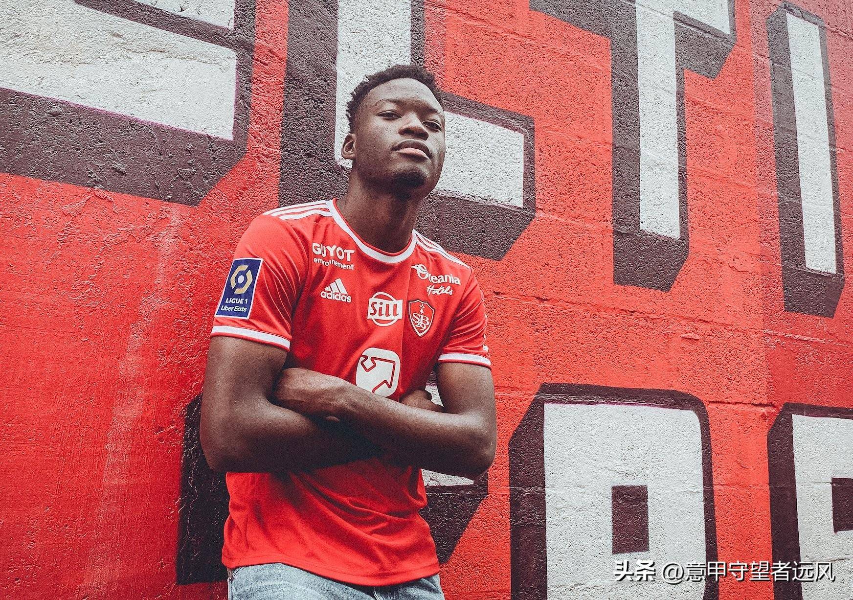 关于塞维利亚青训新星崛起，备受关注的信息