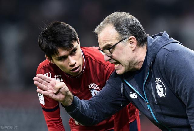 包含贝尔萨首度亮相中超，施展新战术引发期待的词条